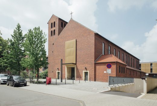 St. Elisabeth | Schul-Turnhalle