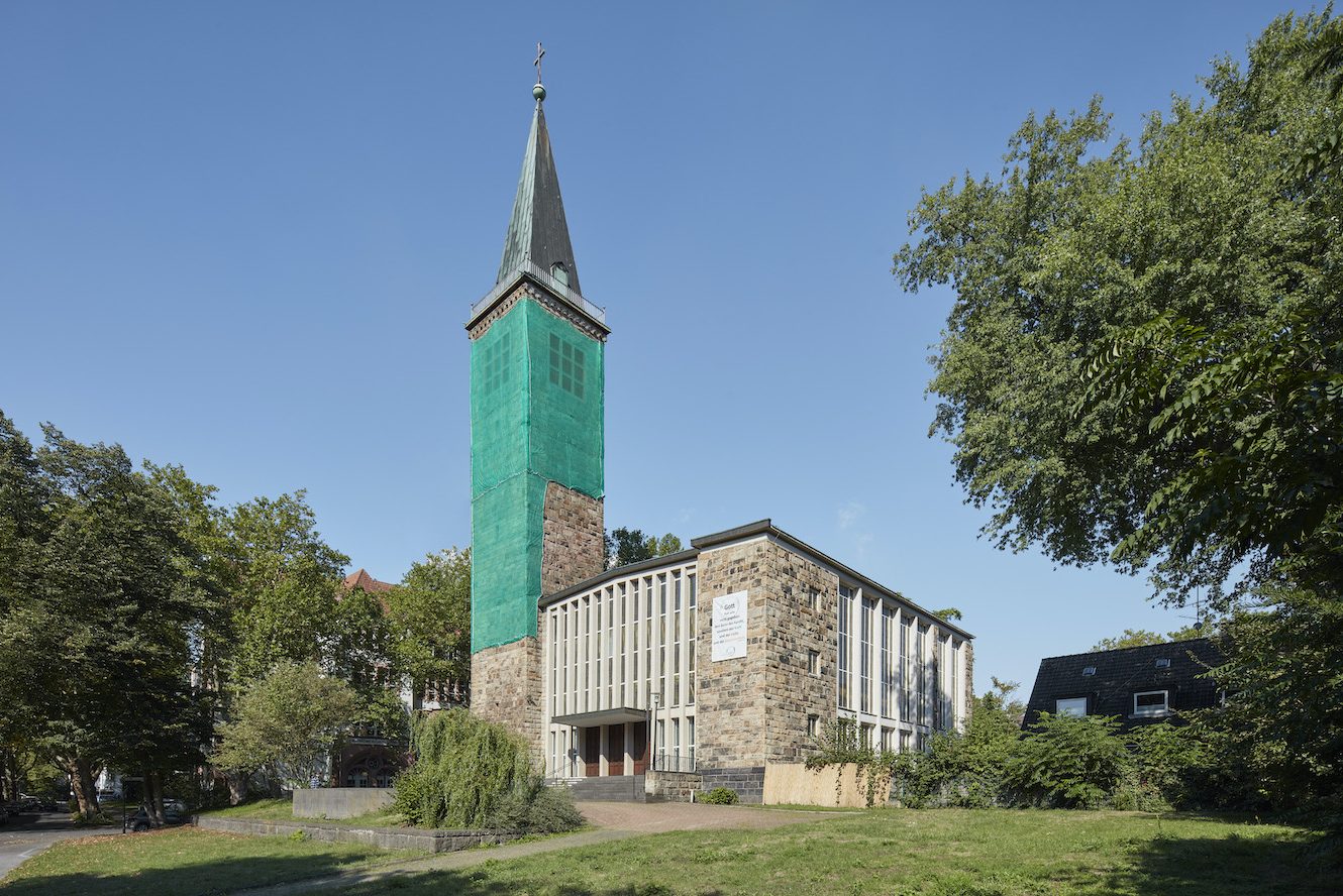 Infopoint aufgestellt: Die Pauluskirche in Gelsenkirchen-Bulmke bleibt erhalten