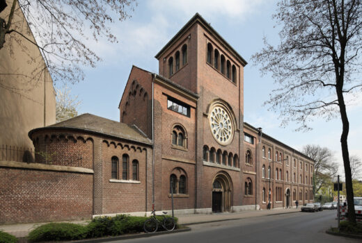 Kloster und Kirche St. Alfons | Bürogebäude