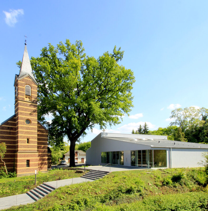 Versöhnungskirche | Kirche und Gemeindezentrum mit multifunktionalem Foyer