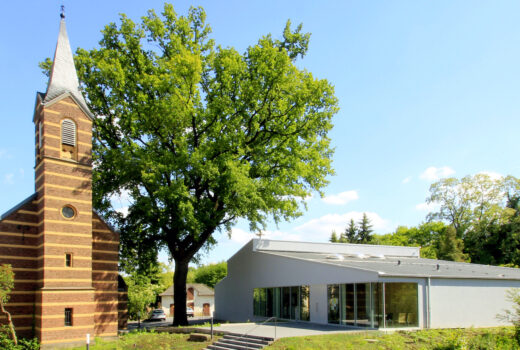 Versöhnungskirche | Kirche und Gemeindezentrum mit multifunktionalem Foyer